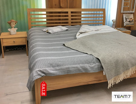 Möbel Schnäppchen Doppelbett von Team 7 bei Riemenschneider-wiesbaden.de