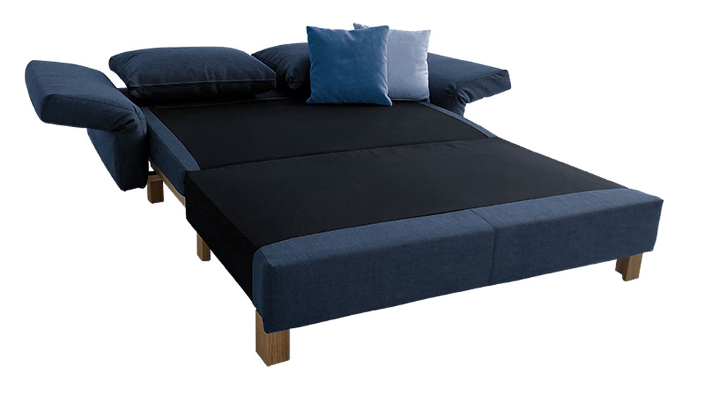 Schlafcouch libro aus der omm Odenwälder Möbel Manufaktur bei Riemenschneider Wiesbaden